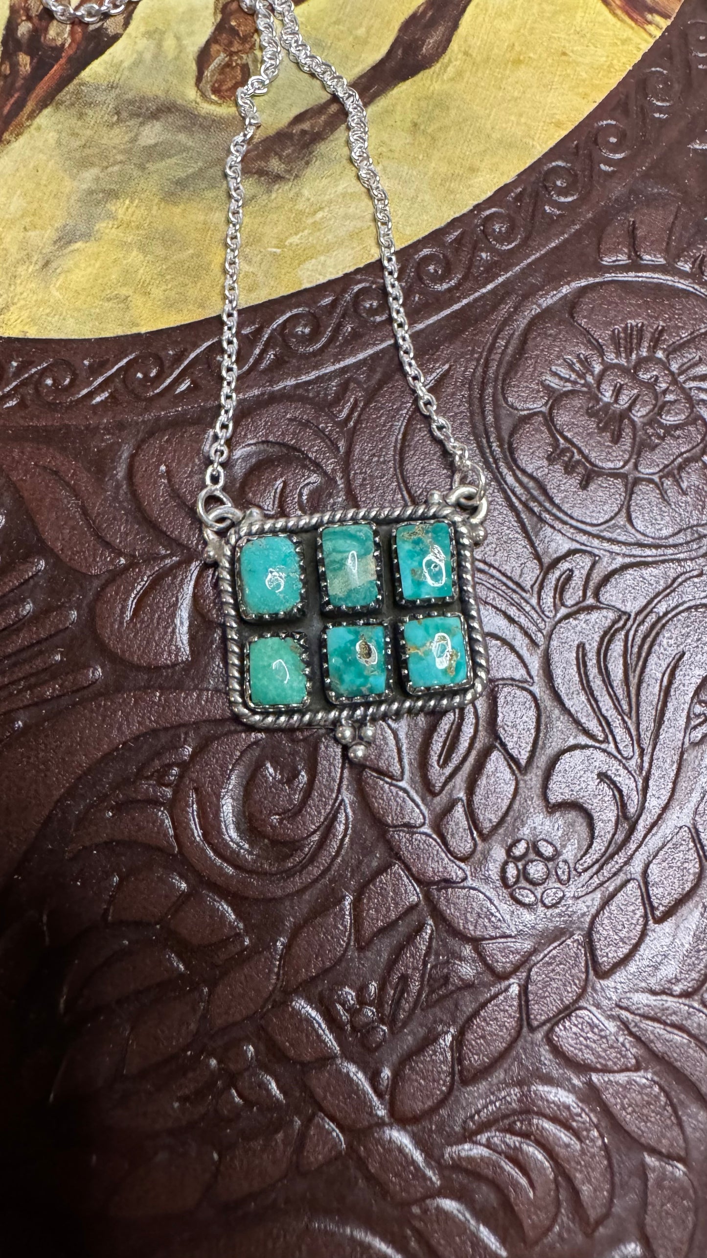 Emerald Valley Cluster Bar Necklace