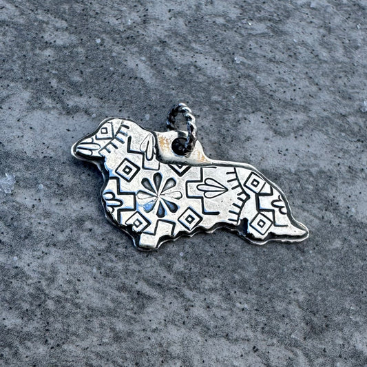 Dog Pendant (no turquoise)